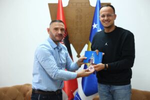 Gjilani, nikoqir i Kampionatit Botëror të Muay Thai për vitin e ardhshëm
